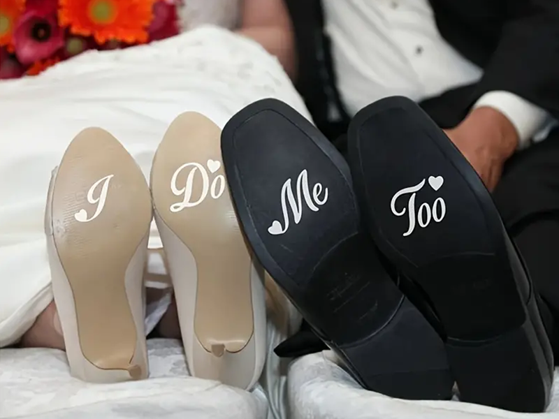 Klistermärken "I Do" & "Me To"